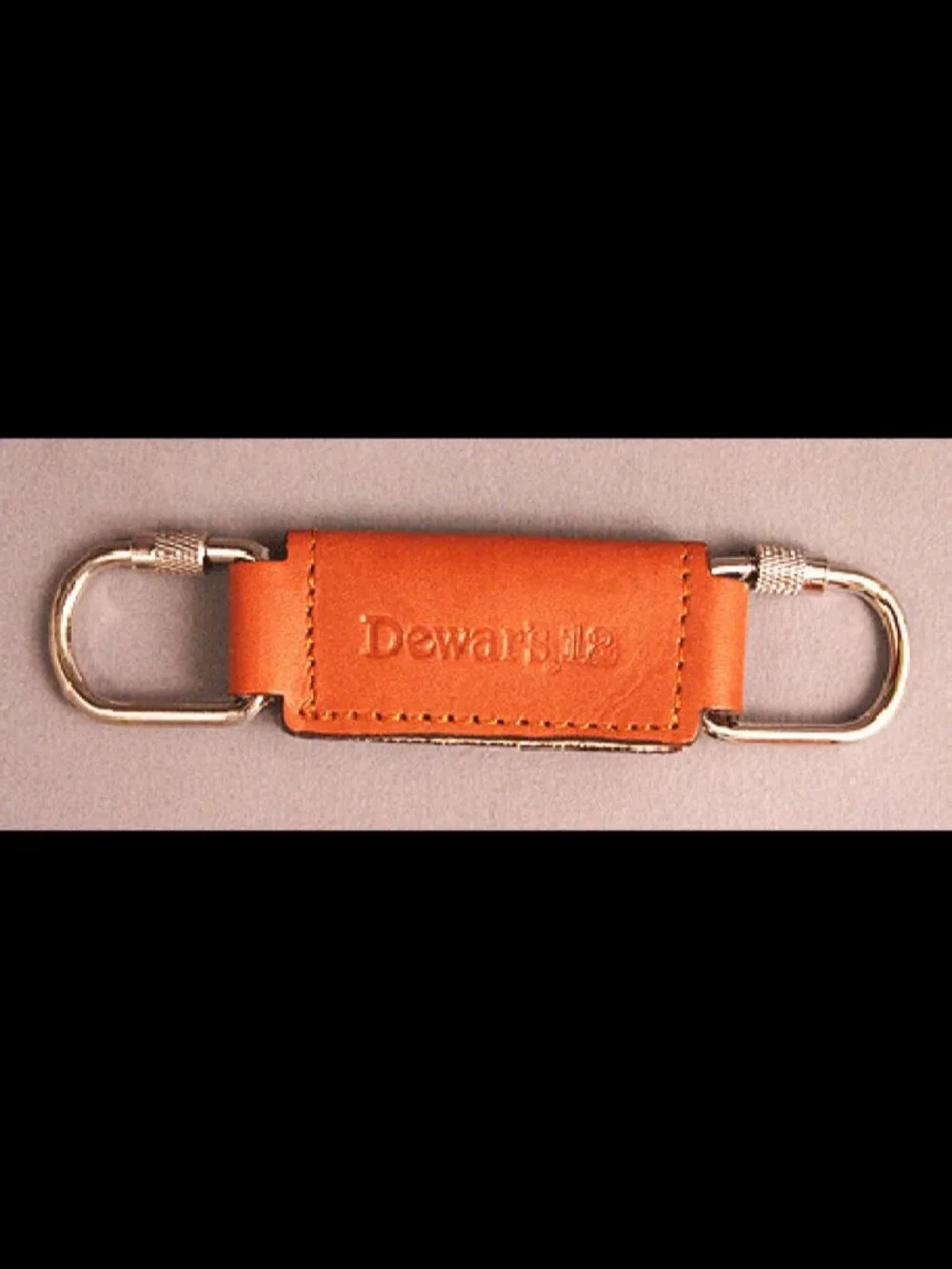 New DEWAR 12 LEATHER Key Ring in Gift Box!